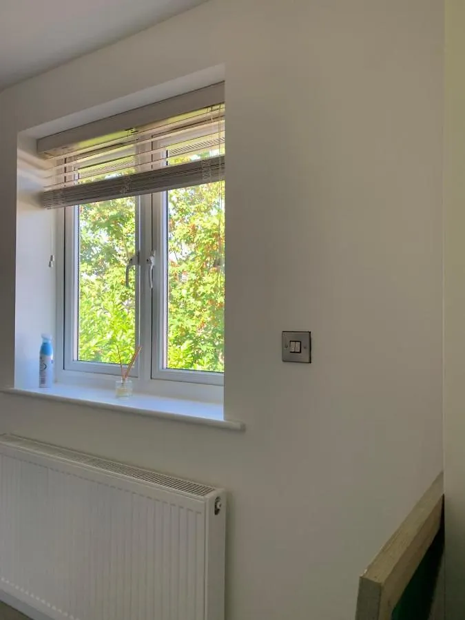 Great Location En-Suite With Private Entrance Poole Lodge