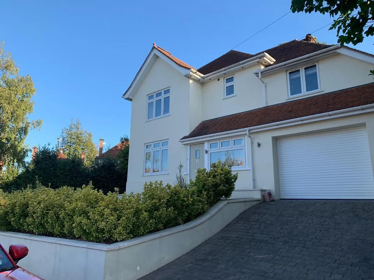 Great Location En-Suite With Private Entrance Poole United Kingdom