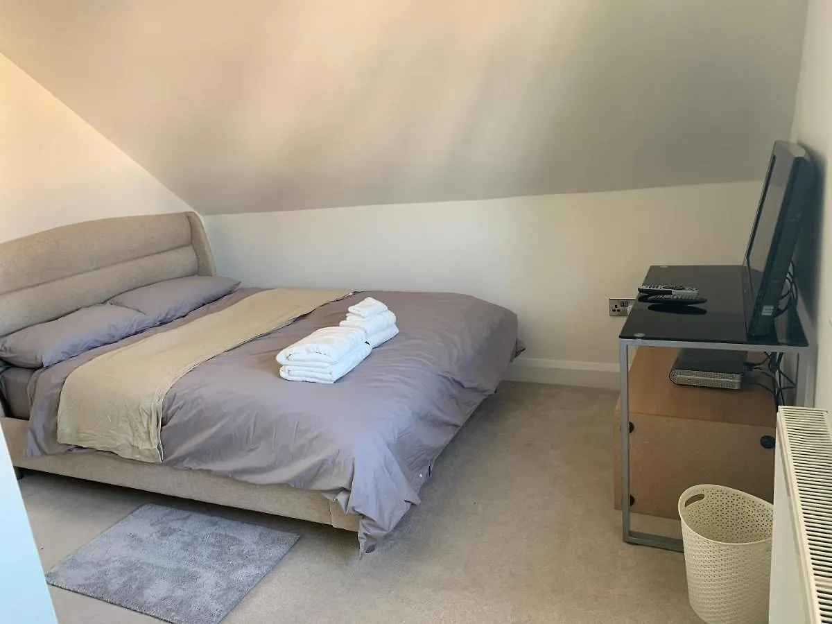 Great Location En-Suite With Private Entrance Poole 0*,  United Kingdom